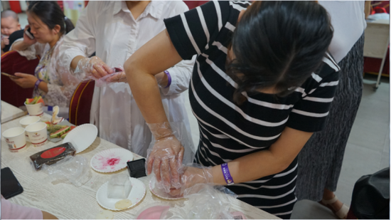 在医院过一个纷歧样的中秋节