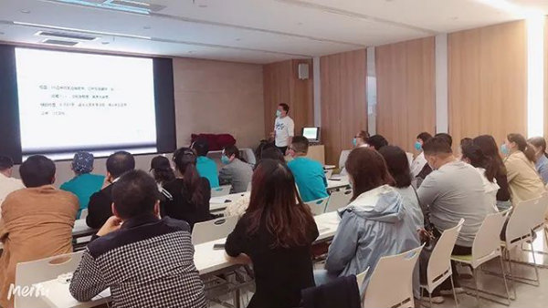 不惧危害 万众一心