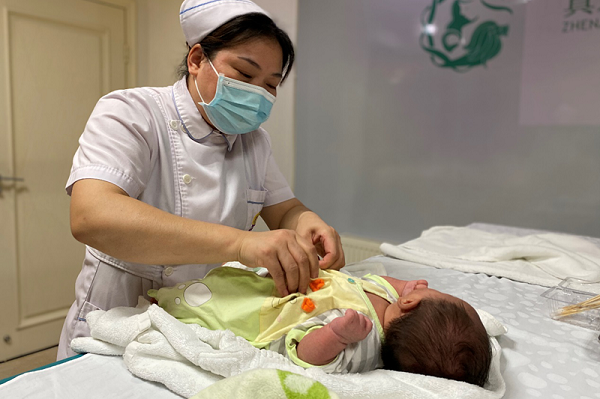 妈妈“双线”战疫，女儿报考医学专业被录取