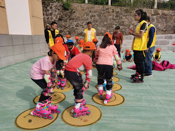 助力公益，贡献爱心|德韩口腔走进麻城乘马岗凯德希望小学